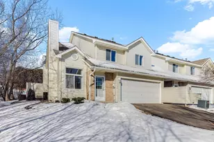 7025 49th St N, Oakdale, MN 55128 - Photo 2