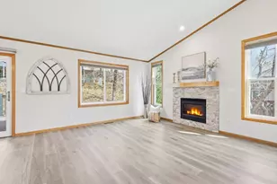 8427 143rd St W, Apple Valley, MN 55124 - Photo 4