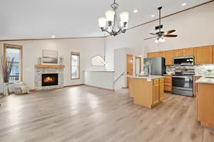 8427 143rd St W, Apple Valley, MN 55124 - Photo 2