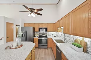 8427 143rd St W, Apple Valley, MN 55124 - Photo 8