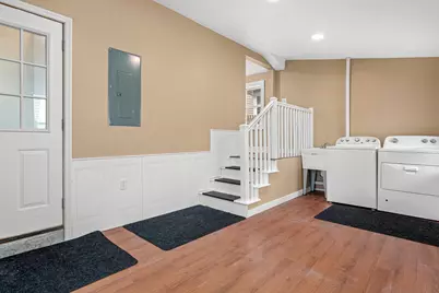 511 Edmund Avenue W, Saint Paul, MN 55103 - Photo 14