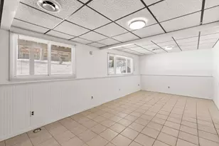 2053 Edgerton St, Maplewood, MN 55117 - Photo 38