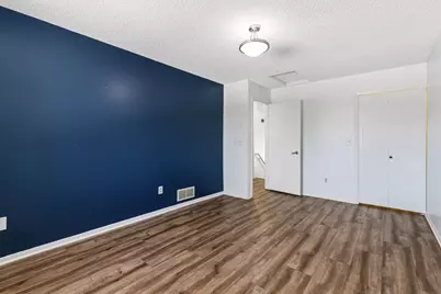 2053 Edgerton Street, Maplewood, MN 55117 - Photo 28