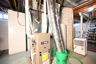 3705 Dennis Ln, White Bear Lake, MN 55110 - Photo 20