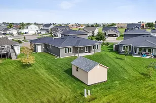 1029 44th Ave S, Moorhead, MN 56560 - Photo 36