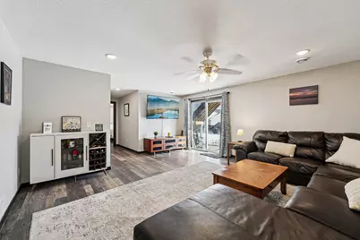 856 Ridgecrest Street, River Falls, WI 54022 - Photo 14