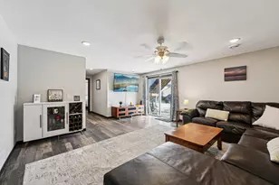 856 Ridgecrest Street, River Falls, WI 54022 - Photo 14