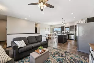 856 Ridgecrest Street, River Falls, WI 54022 - Photo 12