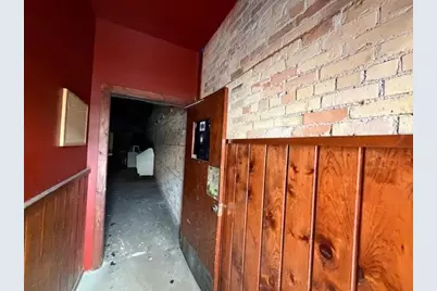 19 W Lake Street, Chisholm, MN 55719 - Photo 2