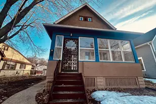 246 Sidney St E, Saint Paul, MN 55107 - Photo 1