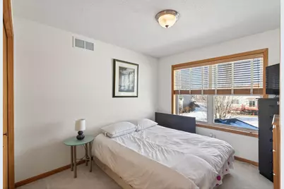 9727 Linden Avenue N, Brooklyn Park, MN 55443 - Photo 32