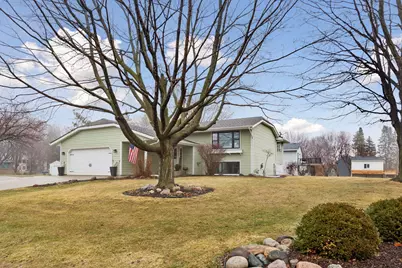 316 Lakeview Terrace Boulevard, Waconia, MN 55387 - Photo 2