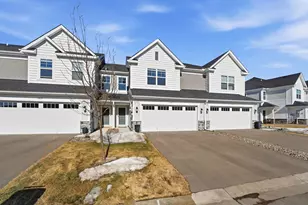 1927 Prospect Ln, Carver, MN 55315 - Photo 4