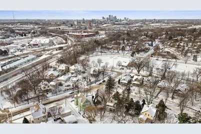 2207 Blake Avenue, Saint Paul, MN 55108 - Photo 4