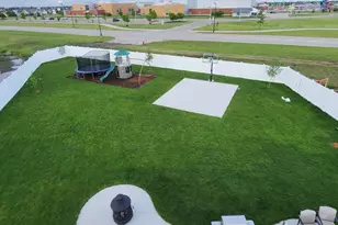 2551 72nd Ave S, Fargo, ND 58104 - Photo 2