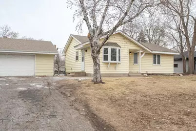1600 Amy Lane, Brooklyn Center, MN 55430 - Photo 2