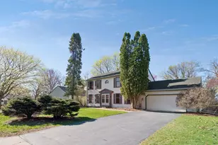 812 Oriole Ln, Chaska, MN 55318 - Photo 52