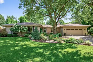 3940 Yorktown Ln N, Plymouth, MN 55441 - Photo 2