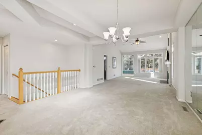 2437 Skyline Drive, Bloomington, MN 55425 - Photo 10