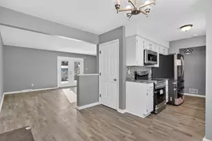 8941 48th Ave N, New Hope, MN 55428 - Photo 2