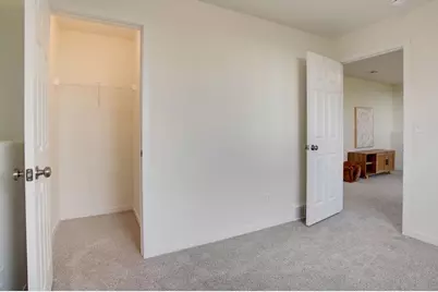 6860 32nd Street S, Fargo, ND 58104 - Photo 28