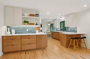 7329 Ridgeway Rd, Golden Valley, MN 55427 - Photo 20