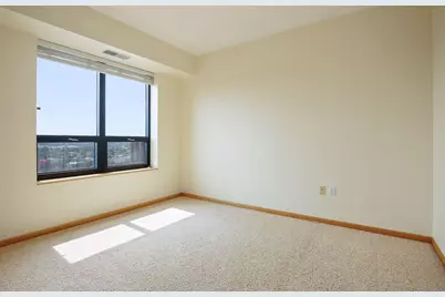 500 E Grant Street #2005, Minneapolis, MN 55404 - Photo 14