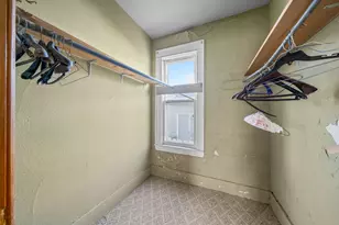 614 N Estey St, Luverne, MN 56156 - Photo 10