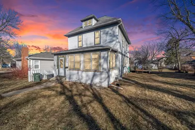 614 N Estey Street, Luverne, MN 56156 - Photo 1