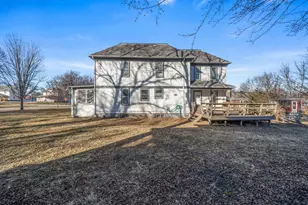 614 N Estey St, Luverne, MN 56156 - Photo 2