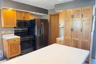 820 3rd St SE, Elbow Lake, MN 56531 - Photo 2