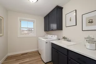 15110 Eileen Cir, Burnsville, MN 55306 - Photo 12