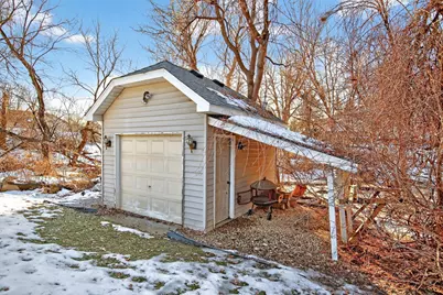 2539 Highwood Avenue E, Maplewood, MN 55119 - Photo 20