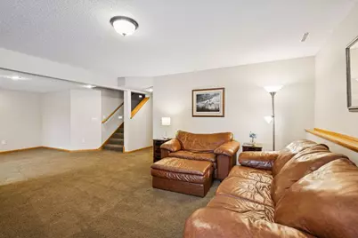 18633 Irvine Way, Lakeville, MN 55044 - Photo 36