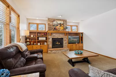 18633 Irvine Way, Lakeville, MN 55044 - Photo 6