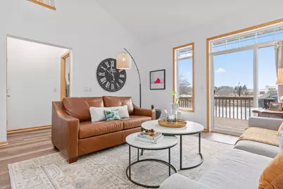 611 Spruce Drive, Hudson, WI 54016 - Photo 4