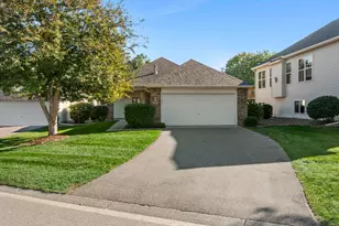 2628 Oak Ridge Trail, Woodbury, MN 55125 - Photo 2