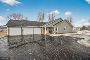 1843 Pioneer Ln, Centerville, MN 55038 - Photo 2