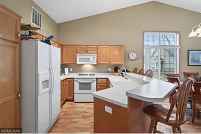 1843 Pioneer Lane, Centerville, MN 55038 - Photo 8