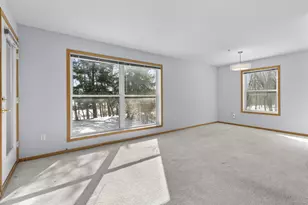 2496 County Rd C2 W, Roseville, MN 55113 - Photo 6