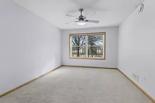 2496 County Rd C2 W, Roseville, MN 55113 - Photo 20