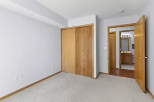 2496 County Rd C2 W, Roseville, MN 55113 - Photo 20