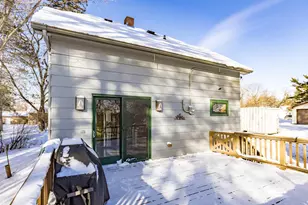 302 River Bluff Ave, Sandstone, MN 55072 - Photo 12