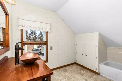 302 River Bluff Avenue, Sandstone, MN 55072 - Photo 16