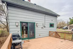 302 River Bluff Ave, Sandstone, MN 55072 - Photo 12
