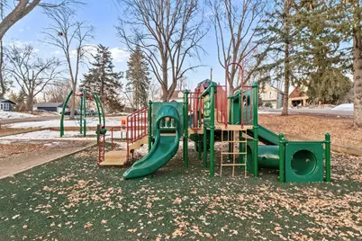 2740 Larch Lane N, Plymouth, MN 55441 - Photo 40