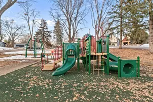 2740 Larch Ln N, Plymouth, MN 55441 - Photo 40