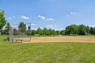 10723 Maple Blvd, Woodbury, MN 55129 - Photo 38