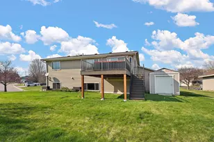 14084 Gadwall Ln, Rogers, MN 55374 - Photo 2