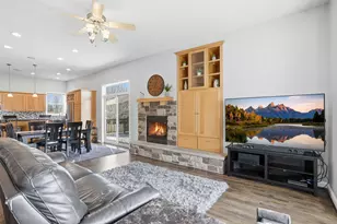 10140 Deer Haven Ct, Lakeville, MN 55044 - Photo 8